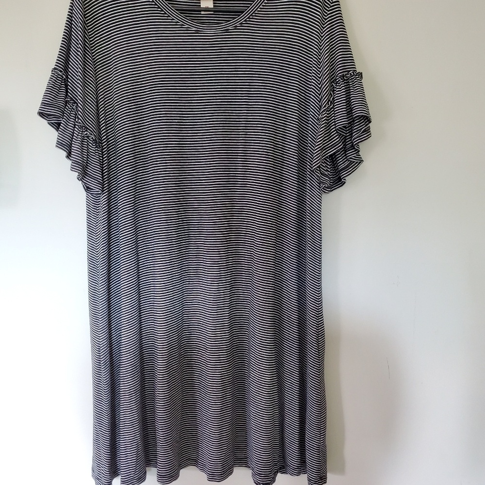 Black and white stripe ruffle sleeve swing dress